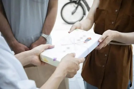 孩子上初中后變得不“乖”,到底什么原因?